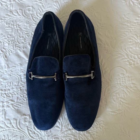 INC International Concepts Navy Loafers with Silver Accent size 8.5 main image 8